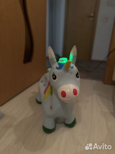 Надувной попрыгун