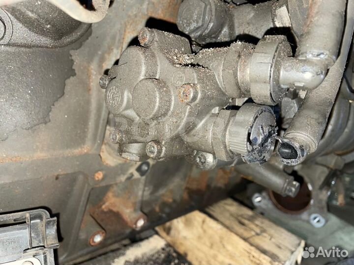 Насос гидроусилителя руля DAF XF 106 2015 1863427