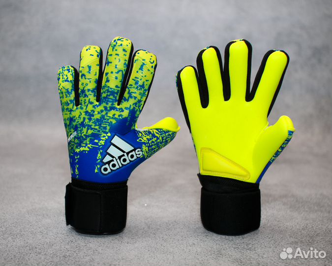 Вратарские перчатки Adidas Predator 9-10 размер