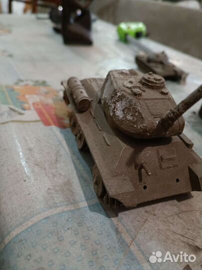 Игрушка танк СССР