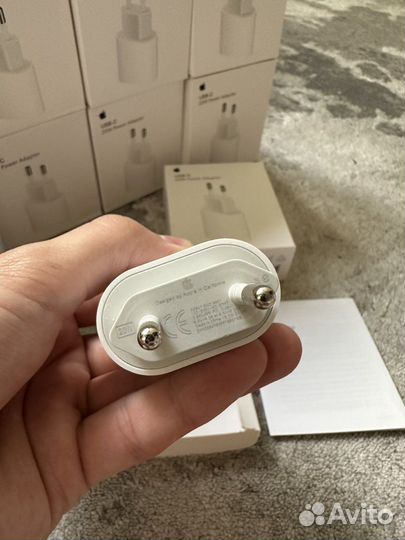 Apple 20W USB-C Power Adapter