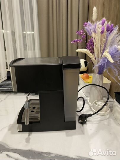 Кофеварка рожковая polaris