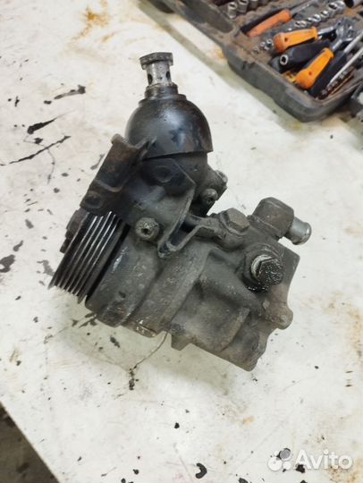 Насос гур bмw 7 Е65 бmв 7 Е65 Е66 рeстaйлинг