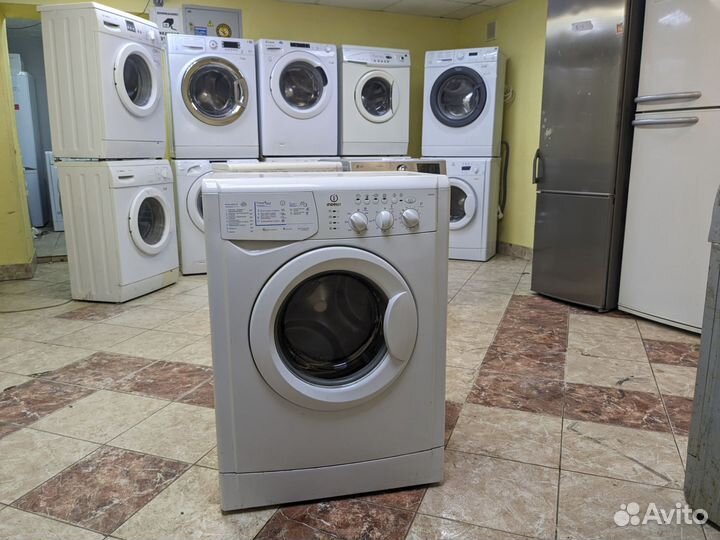 Стиральная машина Indesit 5 кг