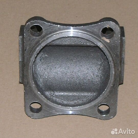 Вилка-фланец межосевого кардана камаз