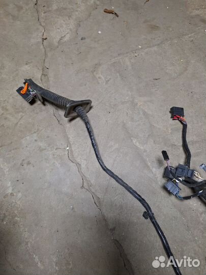 Проводка передней левой двери skoda rapid