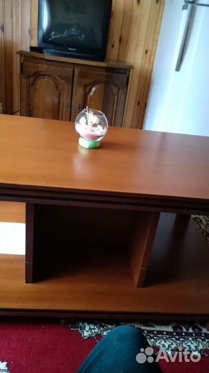 Кухонный стол