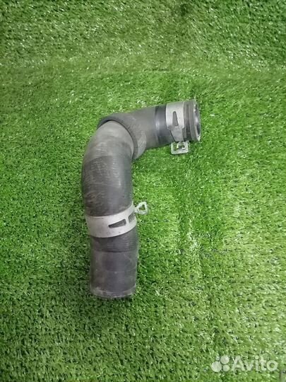 Патрубок охлаждения (радиатора) 16572-0H060нижний