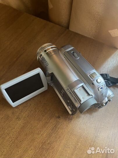Видеокамера Panasonic NV-GS300