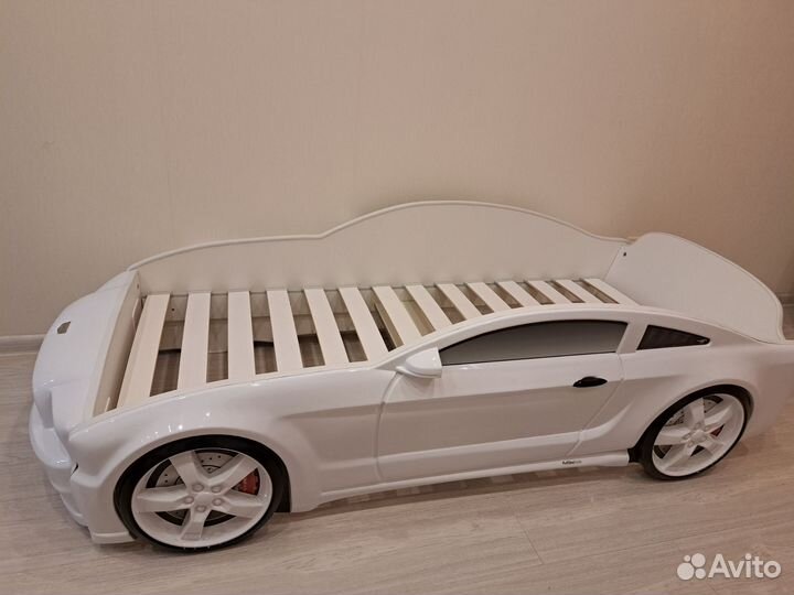 Кровать машина 