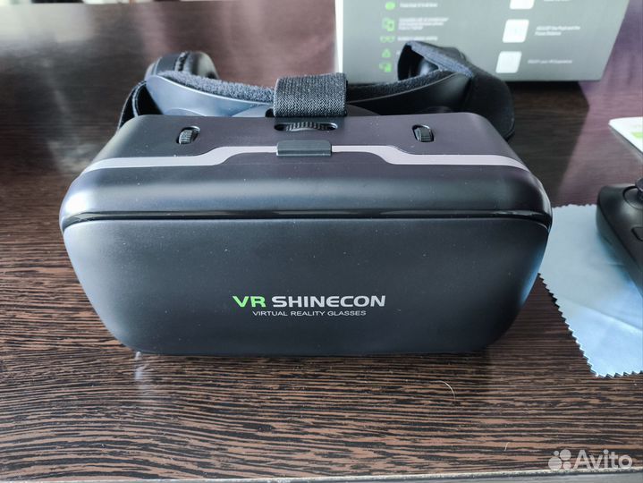Vr очки для телефона с джойстиком