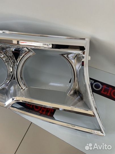 Маска фары Toyota LC 200 2012-2015 R