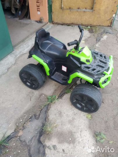 Детский квадроцикл