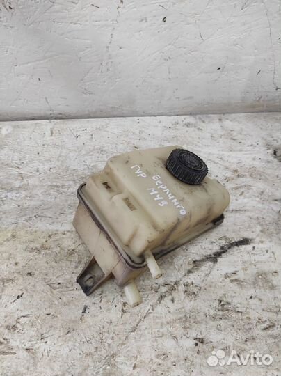 Бачок гидроусилителя руля Citroen Berlingo m49