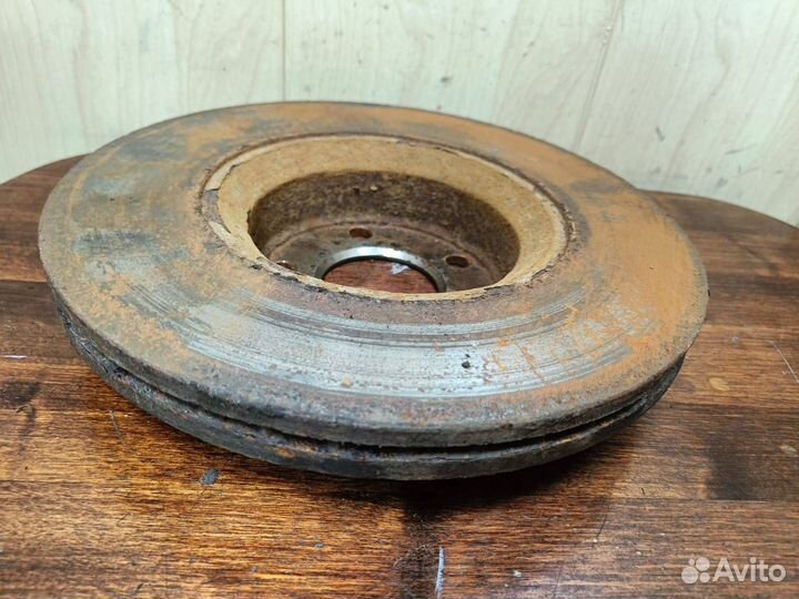 Диск передний тормозной Audi A6 C6