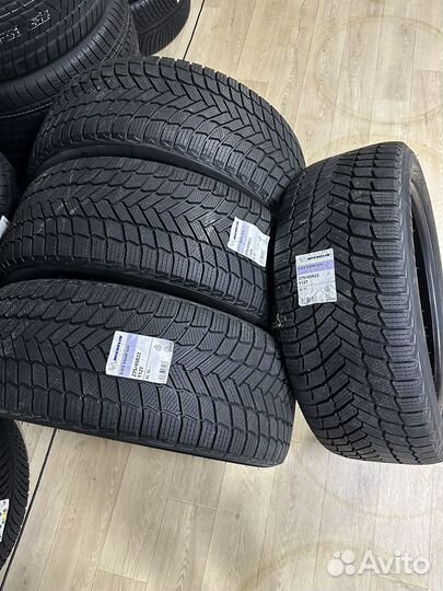 Michelin X-Ice Snow SUV 275/45 R22 112T