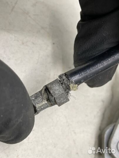 Петля капота правая Bmw E65 E66