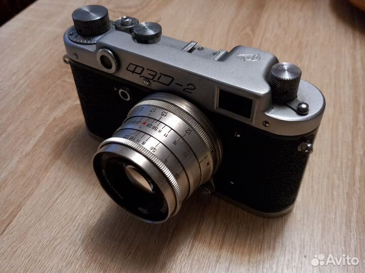 Плёночный фотоаппарат фэд-2