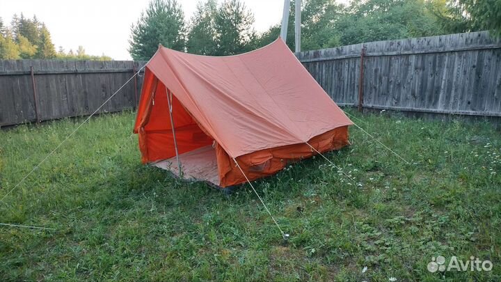 Палатка туристическая / спасательная СССР