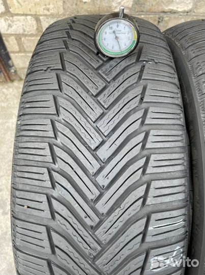 Michelin Alpin 6 215/55 R17