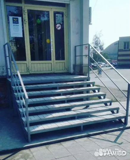 Изготовление лестниц Лестница на металлокаркасе