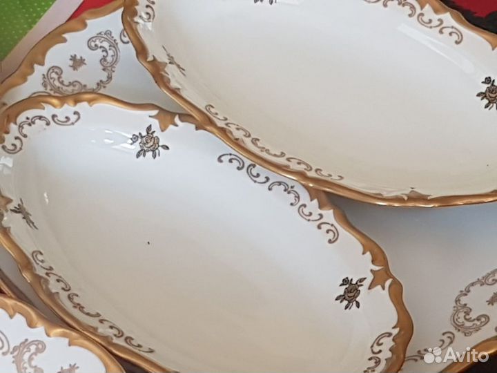 Чайно столовый сервиз на 12 персон