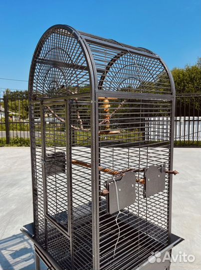Клетка для крупных птиц