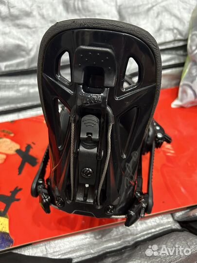 Крепления для сноуборда Apo