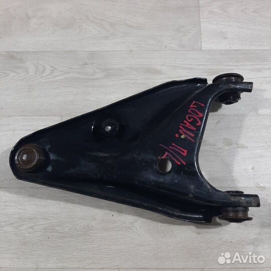 Рычаг подвески нижний передний левый LADA Largus