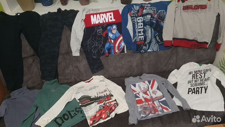 4 больших пакета одежды на рост 134-140 см