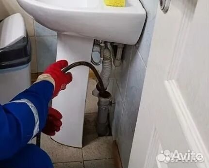 Устранение засора в канализации, прочистка труб