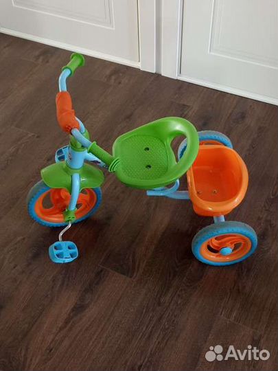 Трехколесный велосипед