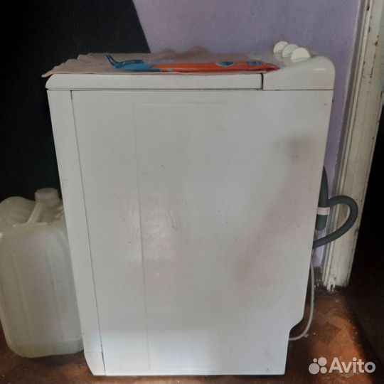 Стиральная машина с вертикальной загрузкой