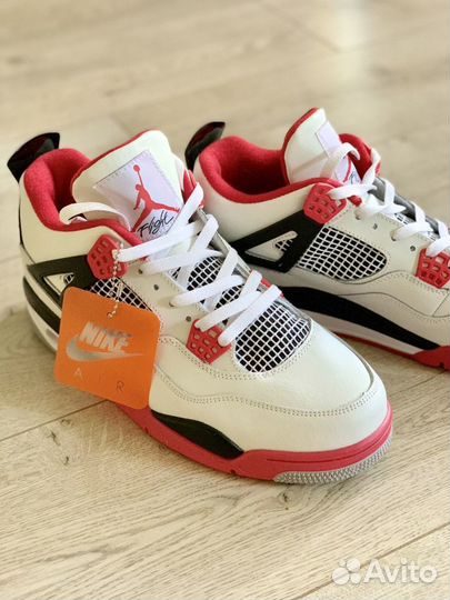 Новые Кроссовки Nike air jordan 4