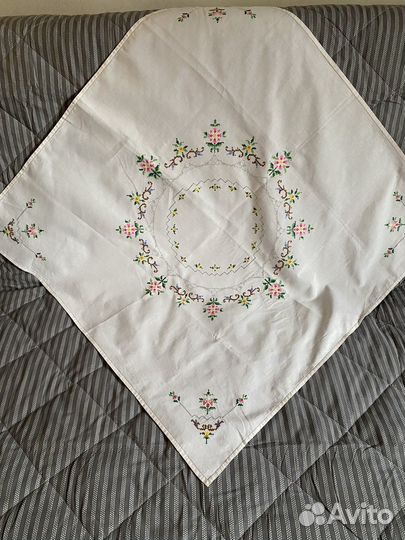 Скатерть чайная винтаж 85 на 85 см