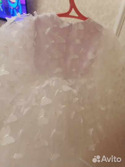 Платье новое нарядное дизайнерское