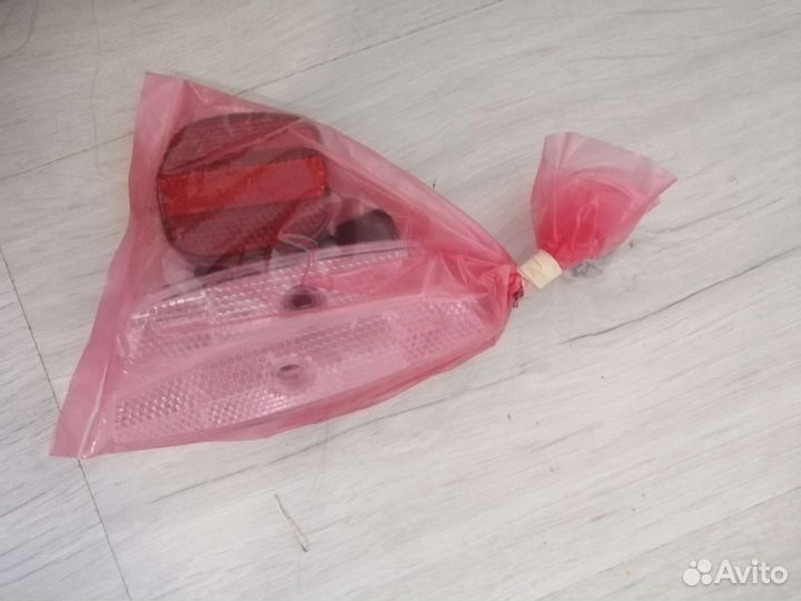 Катафоты, отражатель для велосипеда