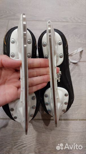 Хоккейные коньки bauer supreme