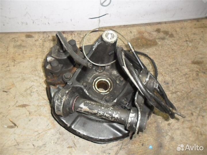 Ступица (кулак, цапфа) задняя левая Bmw 528I E39