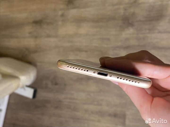 iPhone 8 Plus, 64 ГБ