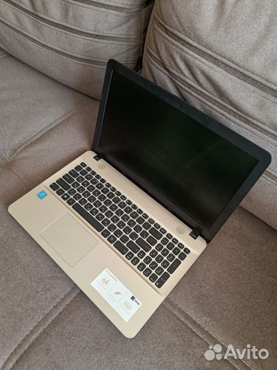 Asus в хорошем состоянии 4gb