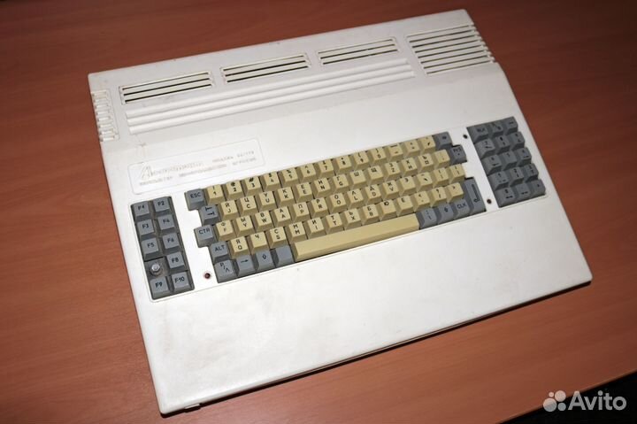 Компьютер Ассистент 86/128