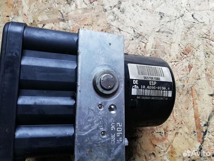 Блок ABS Citroen C5 (2005-2008)