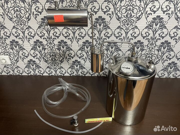 Дистиллятор, самогонный аппарат