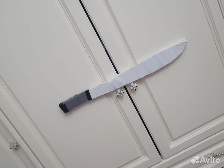 Мачете из дерева