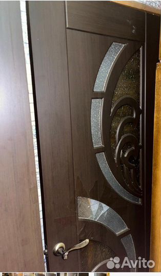 Дверь без коробки с фурнитурой