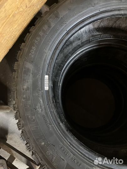 Michelin X-Ice North 4 205/55 R16