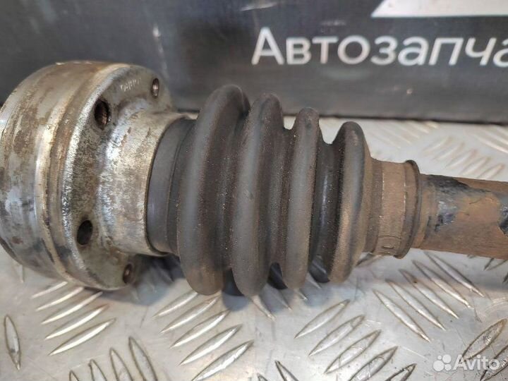 Привод левый Seat Cordoba 1 1.4 APE 2001