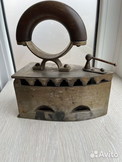 Старинный угольный утюг “sibreco”