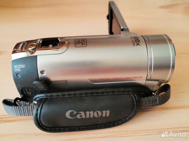 Видеокамера цифровая Canon FS10